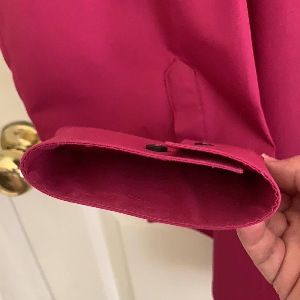 Van Heusen Rose 🥀 Long Sleeved Button Down Shirt - Picture 3 of 7